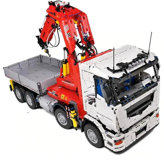 REMOTE CONTROLLED CRANE TRUCK 8238PCS