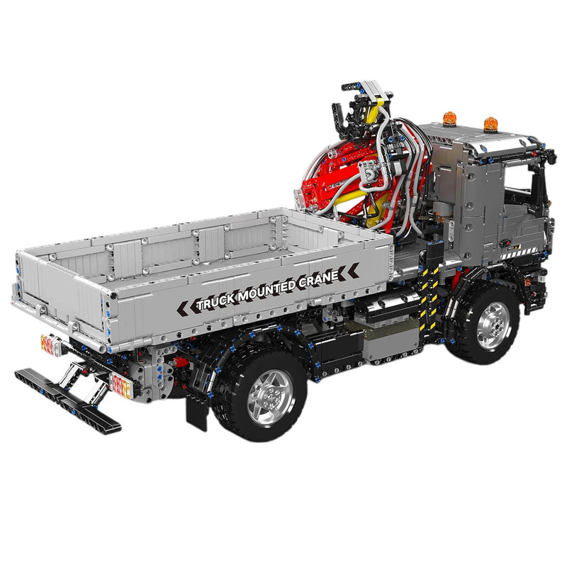 Remote-Controlled Construction Crane Truck 3766PCS - RBrickstem®