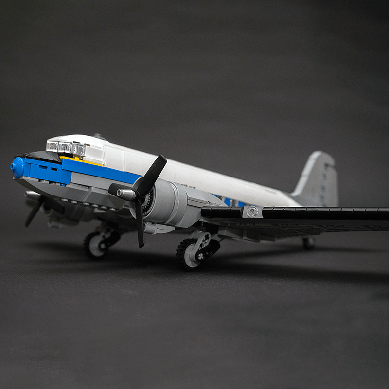 Douglas DC-3 893pcs mySite