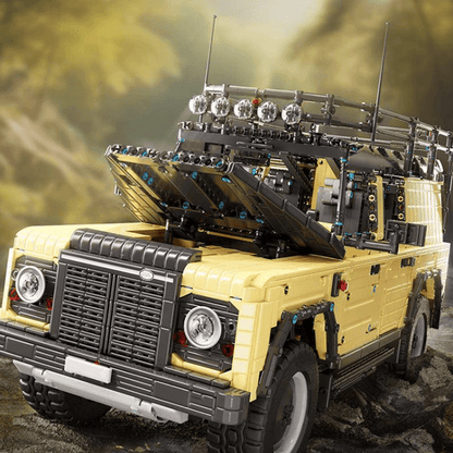 Remote Controlled Trophy Edition Safari SUV 3379pcs mySite