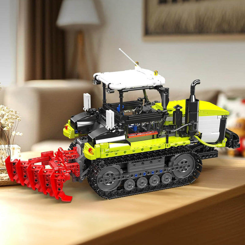 Remote Controlled Crawler Tractor 1356Pcs