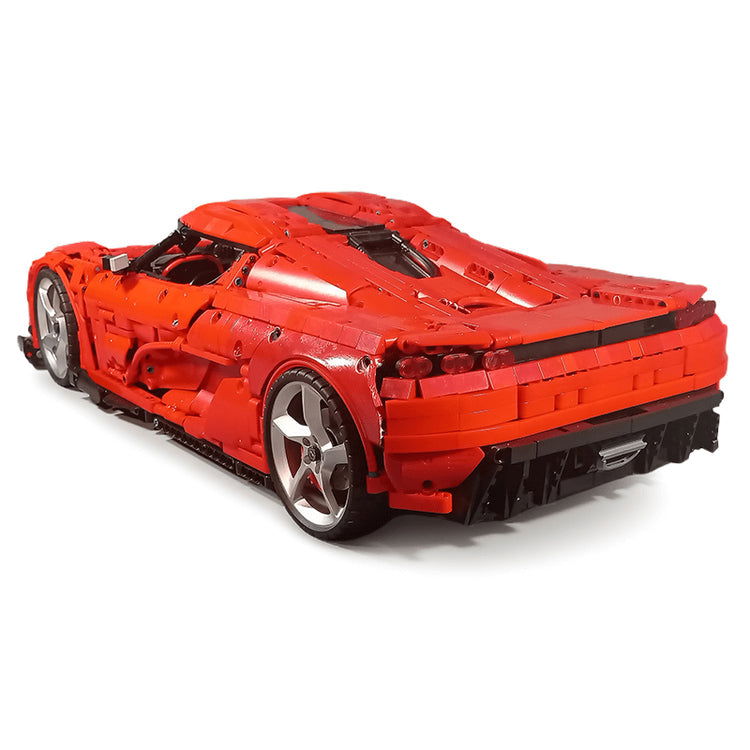 SWEDISH CC850 HYPERCAR 3702PCS - RBrickstem®