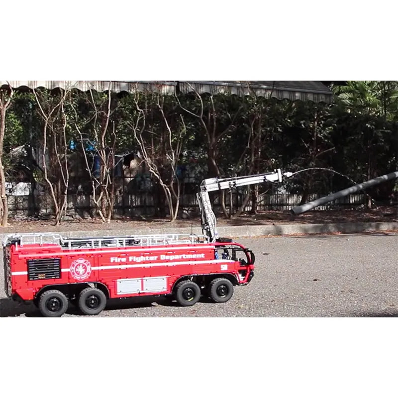 Airport Firetruck 6653pcs - RBrickstem®