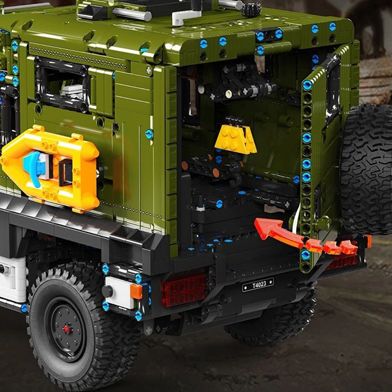 Armoured Military Ambulance 3849pcs mySite