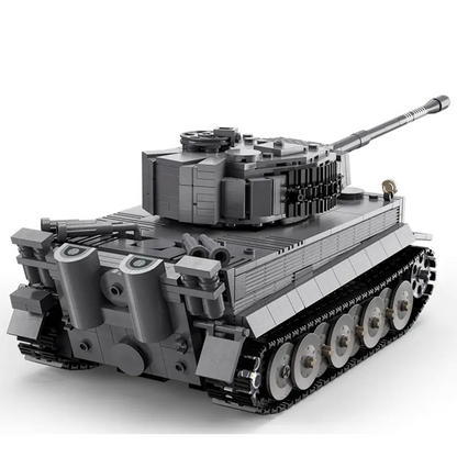 Remote Controlled Tank 925pcs mySite